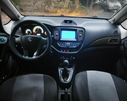 Сірий Джилі Інша, об'ємом двигуна 1.5 л та пробігом 109 тис. км за 4999 $, фото 15 на Automoto.ua