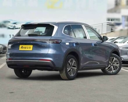 Серый Джили Другая, объемом двигателя 1.5 л и пробегом 1 тыс. км за 23781 $, фото 2 на Automoto.ua