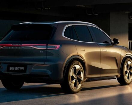 Сірий Джилі Інша, об'ємом двигуна 0 л та пробігом 1 тис. км за 23298 $, фото 6 на Automoto.ua