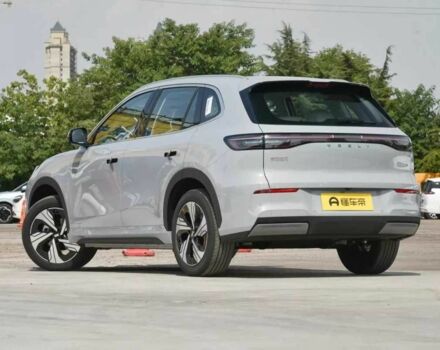 Сірий Джилі Інша, об'ємом двигуна 0 л та пробігом 1 тис. км за 23298 $, фото 17 на Automoto.ua