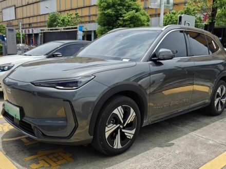 Сірий Джилі Інша, об'ємом двигуна 0 л та пробігом 1 тис. км за 23298 $, фото 1 на Automoto.ua