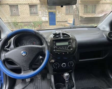 Синій Джилі Інша, об'ємом двигуна 1.3 л та пробігом 115 тис. км за 2500 $, фото 5 на Automoto.ua