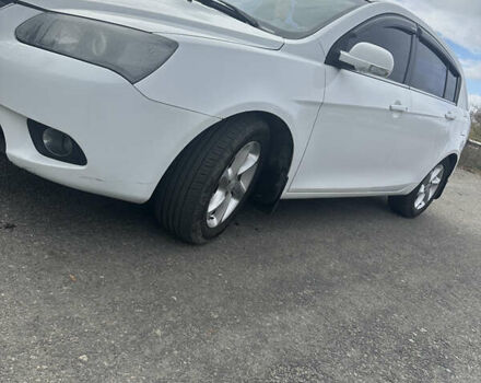 Білий Джилі Емгранд 7 (EC7), об'ємом двигуна 1.79 л та пробігом 107 тис. км за 4999 $, фото 1 на Automoto.ua