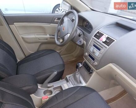 Белый Джили Эмгранд 7 (EC7), объемом двигателя 1.79 л и пробегом 66 тыс. км за 4200 $, фото 1 на Automoto.ua