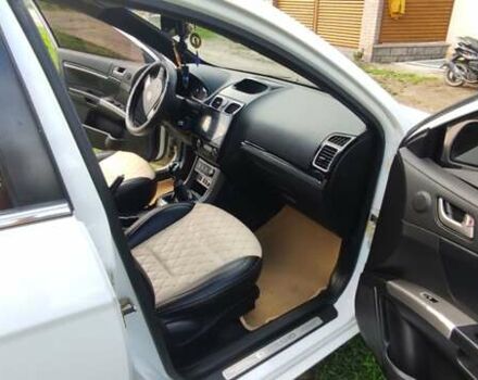 Джили Эмгранд 7 (EC7) 2013 в Черткове на Automoto.ua Белый Джили Эмгранд 7 (EC7), объемом двигателя 1.8 л и пробегом 158 тыс. км за 5500 $, фото 14 на Automoto.ua