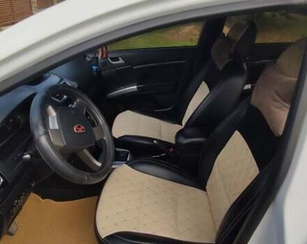 Джили Эмгранд 7 (EC7) 2013 в Черткове на Automoto.ua Белый Джили Эмгранд 7 (EC7), объемом двигателя 1.8 л и пробегом 158 тыс. км за 5500 $, фото 13 на Automoto.ua