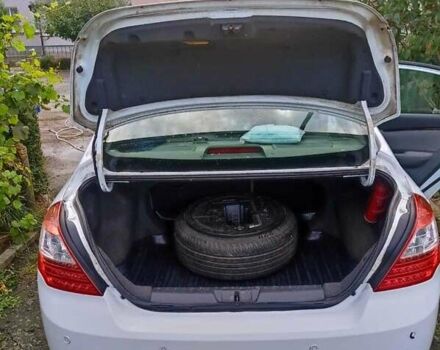 Белый Джили Эмгранд 7 (EC7), объемом двигателя 1.5 л и пробегом 100 тыс. км за 3500 $, фото 10 на Automoto.ua