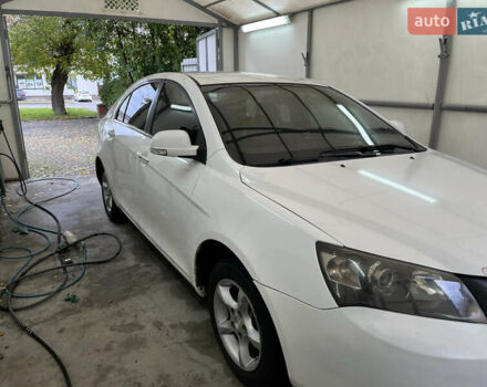 Джили Эмгранд 7 (EC7) 2014 в Хмельницком на Automoto.ua Белый Джили Эмгранд 7 (EC7), объемом двигателя 1.5 л и пробегом 235 тыс. км за 4000 $, фото 4 на Automoto.ua