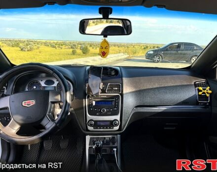 Белый Джили Эмгранд 7 (EC7), объемом двигателя 1.5 л и пробегом 211 тыс. км за 3900 $, фото 3 на Automoto.ua