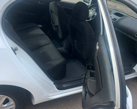 Білий Джилі Емгранд 7 (EC7), об'ємом двигуна 1.5 л та пробігом 192 тис. км за 5500 $, фото 10 на Automoto.ua