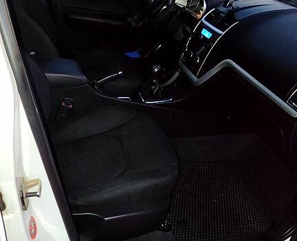 Білий Джилі Емгранд 7 (EC7), об'ємом двигуна 1.5 л та пробігом 60 тис. км за 7800 $, фото 5 на Automoto.ua