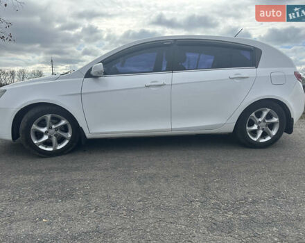 Белый Джили Эмгранд 7 (EC7), объемом двигателя 1.79 л и пробегом 107 тыс. км за 4999 $, фото 1 на Automoto.ua