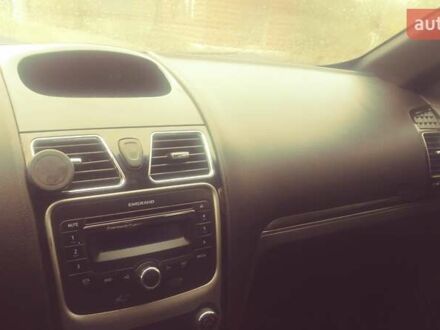 Білий Джилі Емгранд 7 (EC7), об'ємом двигуна 1.79 л та пробігом 218 тис. км за 3200 $, фото 1 на Automoto.ua