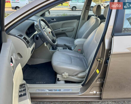 Бежевый Джили Эмгранд 7 (EC7), объемом двигателя 1.79 л и пробегом 12 тыс. км за 6950 $, фото 12 на Automoto.ua