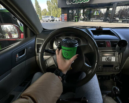 Красный Джили Эмгранд 7 (EC7), объемом двигателя 1.79 л и пробегом 200 тыс. км за 3550 $, фото 5 на Automoto.ua