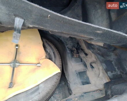 Желтый Джили Эмгранд 7 (EC7), объемом двигателя 1.5 л и пробегом 119 тыс. км за 4200 $, фото 9 на Automoto.ua