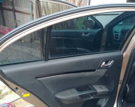 Желтый Джили Эмгранд 7 (EC7), объемом двигателя 1.5 л и пробегом 119 тыс. км за 4200 $, фото 16 на Automoto.ua