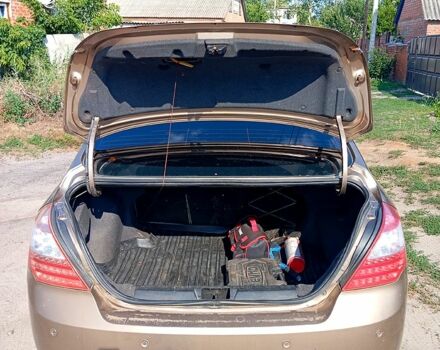 Джили Эмгранд 7 (EC7) 2013 в Харькове на Automoto.ua Желтый Джили Эмгранд 7 (EC7), объемом двигателя 1.8 л и пробегом 361 тыс. км за 2350 $, фото 2 на Automoto.ua