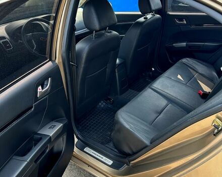 Желтый Джили Эмгранд 7 (EC7), объемом двигателя 1.8 л и пробегом 10 тыс. км за 7500 $, фото 3 на Automoto.ua