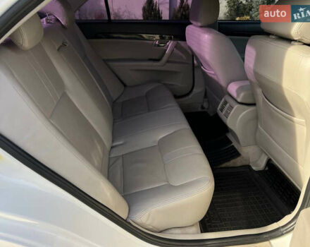 Белый Джили Emgrand 8 (EC8), объемом двигателя 2.38 л и пробегом 122 тыс. км за 4500 $, фото 23 на Automoto.ua