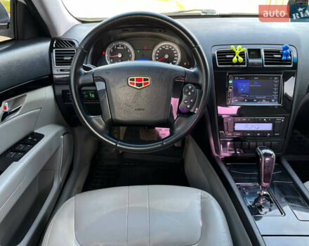 Белый Джили Emgrand 8 (EC8), объемом двигателя 2.38 л и пробегом 122 тыс. км за 4500 $, фото 24 на Automoto.ua