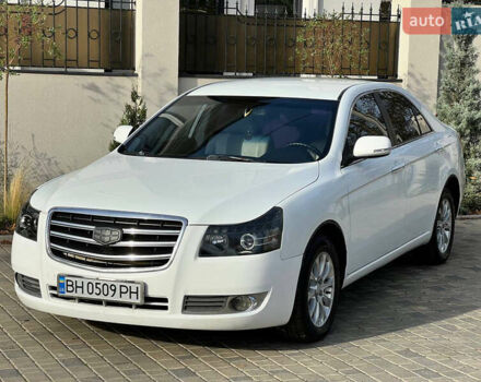 Белый Джили Emgrand 8 (EC8), объемом двигателя 2.38 л и пробегом 122 тыс. км за 4500 $, фото 6 на Automoto.ua