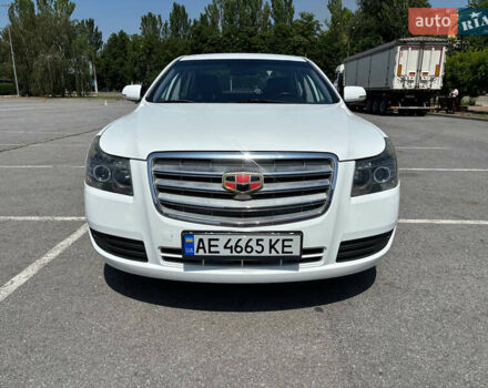 Белый Джили Emgrand 8 (EC8), объемом двигателя 2 л и пробегом 180 тыс. км за 5200 $, фото 2 на Automoto.ua