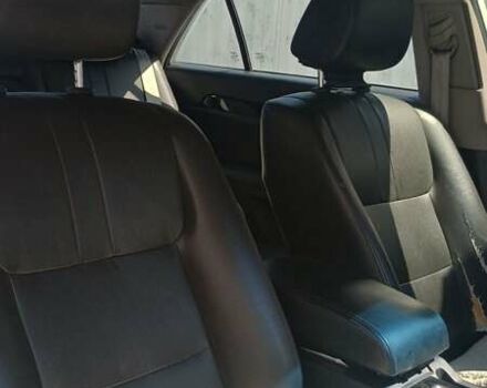 Білий Джилі Emgrand 8 (EC8), об'ємом двигуна 2 л та пробігом 300 тис. км за 3200 $, фото 5 на Automoto.ua