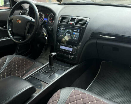 Белый Джили Emgrand 8 (EC8), объемом двигателя 2.38 л и пробегом 250 тыс. км за 4850 $, фото 8 на Automoto.ua