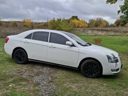 Джили Emgrand 8 (EC8) 2014 в Александрие на Automoto.ua Белый Джили Emgrand 8 (EC8), объемом двигателя 2 л и пробегом 103 тыс. км за 6500 $, фото 1 на Automoto.ua