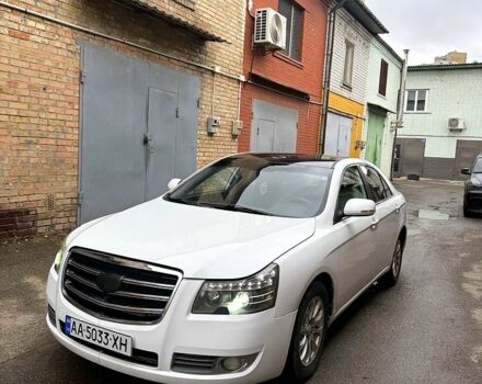 Белый Джили Emgrand 8 (EC8), объемом двигателя 2.4 л и пробегом 250 тыс. км за 4850 $, фото 1 на Automoto.ua