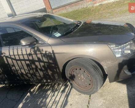 Бежевый Джили Emgrand 8 (EC8), объемом двигателя 2 л и пробегом 40 тыс. км за 5000 $, фото 4 на Automoto.ua