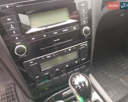 Чорний Джилі Emgrand 8 (EC8), об'ємом двигуна 2 л та пробігом 171 тис. км за 4900 $, фото 64 на Automoto.ua