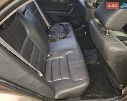 Коричневый Джили Emgrand 8 (EC8), объемом двигателя 2 л и пробегом 82 тыс. км за 6200 $, фото 12 на Automoto.ua