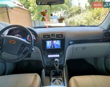 Сірий Джилі Emgrand 8 (EC8), об'ємом двигуна 2 л та пробігом 20 тис. км за 8800 $, фото 5 на Automoto.ua