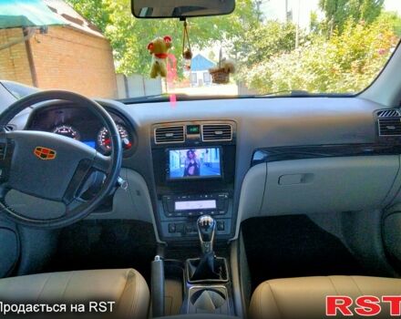 Серый Джили Emgrand 8 (EC8), объемом двигателя 2 л и пробегом 20 тыс. км за 10000 $, фото 1 на Automoto.ua