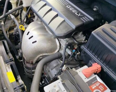 Белый Джили Эмгранд Х7, объемом двигателя 2 л и пробегом 55 тыс. км за 7000 $, фото 6 на Automoto.ua