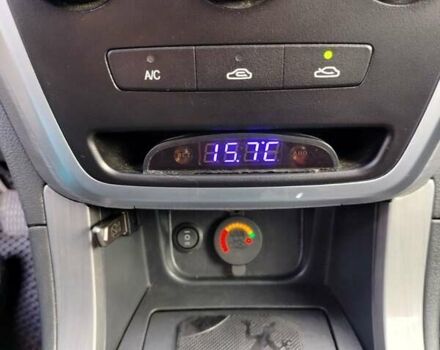 Белый Джили Эмгранд Х7, объемом двигателя 2 л и пробегом 55 тыс. км за 7000 $, фото 10 на Automoto.ua