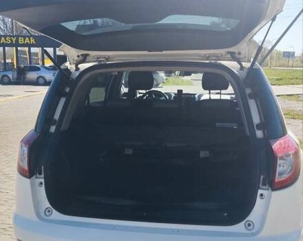 Білий Джилі Емгранд Х7, об'ємом двигуна 1.79 л та пробігом 100 тис. км за 5500 $, фото 2 на Automoto.ua