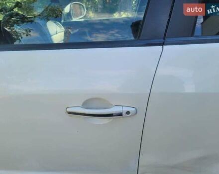 Білий Джилі Емгранд Х7, об'ємом двигуна 1.8 л та пробігом 175 тис. км за 5400 $, фото 10 на Automoto.ua