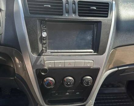 Белый Джили Эмгранд Х7, объемом двигателя 1.79 л и пробегом 181 тыс. км за 6300 $, фото 6 на Automoto.ua