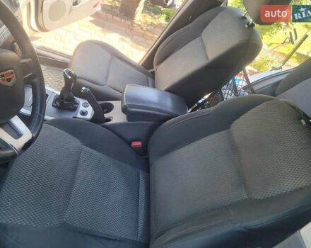 Белый Джили Эмгранд Х7, объемом двигателя 1.8 л и пробегом 177 тыс. км за 5450 $, фото 24 на Automoto.ua