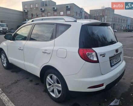 Білий Джилі Емгранд Х7, об'ємом двигуна 2 л та пробігом 105 тис. км за 5200 $, фото 6 на Automoto.ua