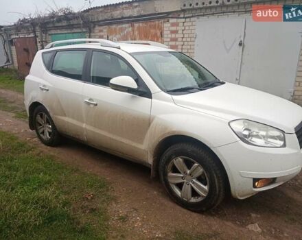 Белый Джили Эмгранд Х7, объемом двигателя 1.79 л и пробегом 364 тыс. км за 4000 $, фото 2 на Automoto.ua