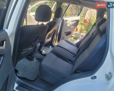 Белый Джили Эмгранд Х7, объемом двигателя 1.8 л и пробегом 177 тыс. км за 5450 $, фото 27 на Automoto.ua