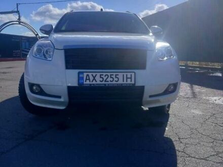 Білий Джилі Емгранд Х7, об'ємом двигуна 2 л та пробігом 55 тис. км за 7000 $, фото 1 на Automoto.ua