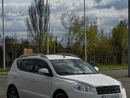 Джили Эмгранд Х7 2014 в Кривом Роге на Automoto.ua Белый Джили Эмгранд Х7, объемом двигателя 2 л и пробегом 134 тыс. км за 4999 $, фото 1 на Automoto.ua