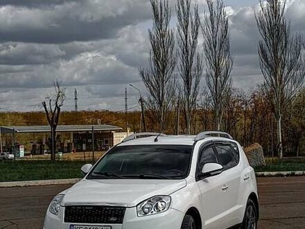Джили Эмгранд Х7 2014 в Кривом Роге на Automoto.ua Белый Джили Эмгранд Х7, объемом двигателя 2 л и пробегом 134 тыс. км за 4850 $, фото 1 на Automoto.ua