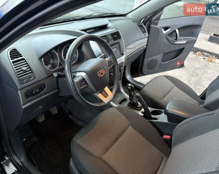 Чорний Джилі Емгранд Х7, об'ємом двигуна 2 л та пробігом 16 тис. км за 6650 $, фото 21 на Automoto.ua