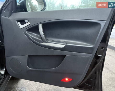 Чорний Джилі Емгранд Х7, об'ємом двигуна 2 л та пробігом 16 тис. км за 6650 $, фото 47 на Automoto.ua
